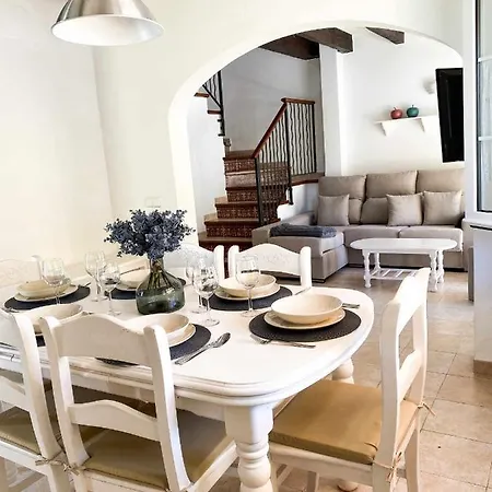 Villafranca Menorca Con Piscina Privada